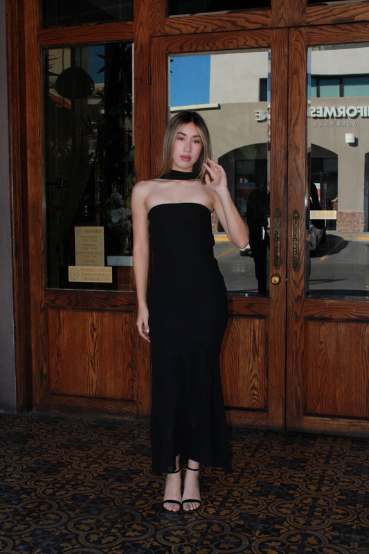 Vestido negro strapless largo c estola #11547