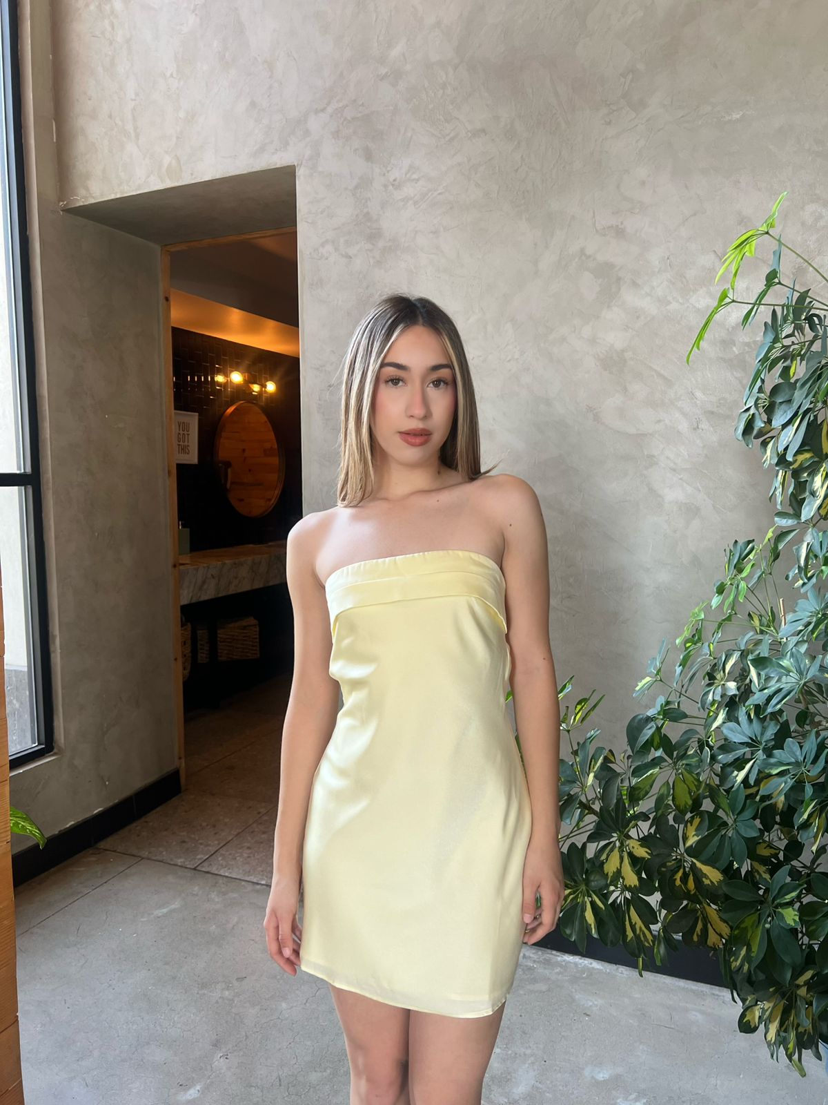 Vestido amarillo straple #11841￼