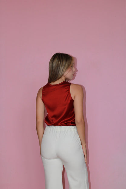 Blusa rojo quemado satinada halter #11368