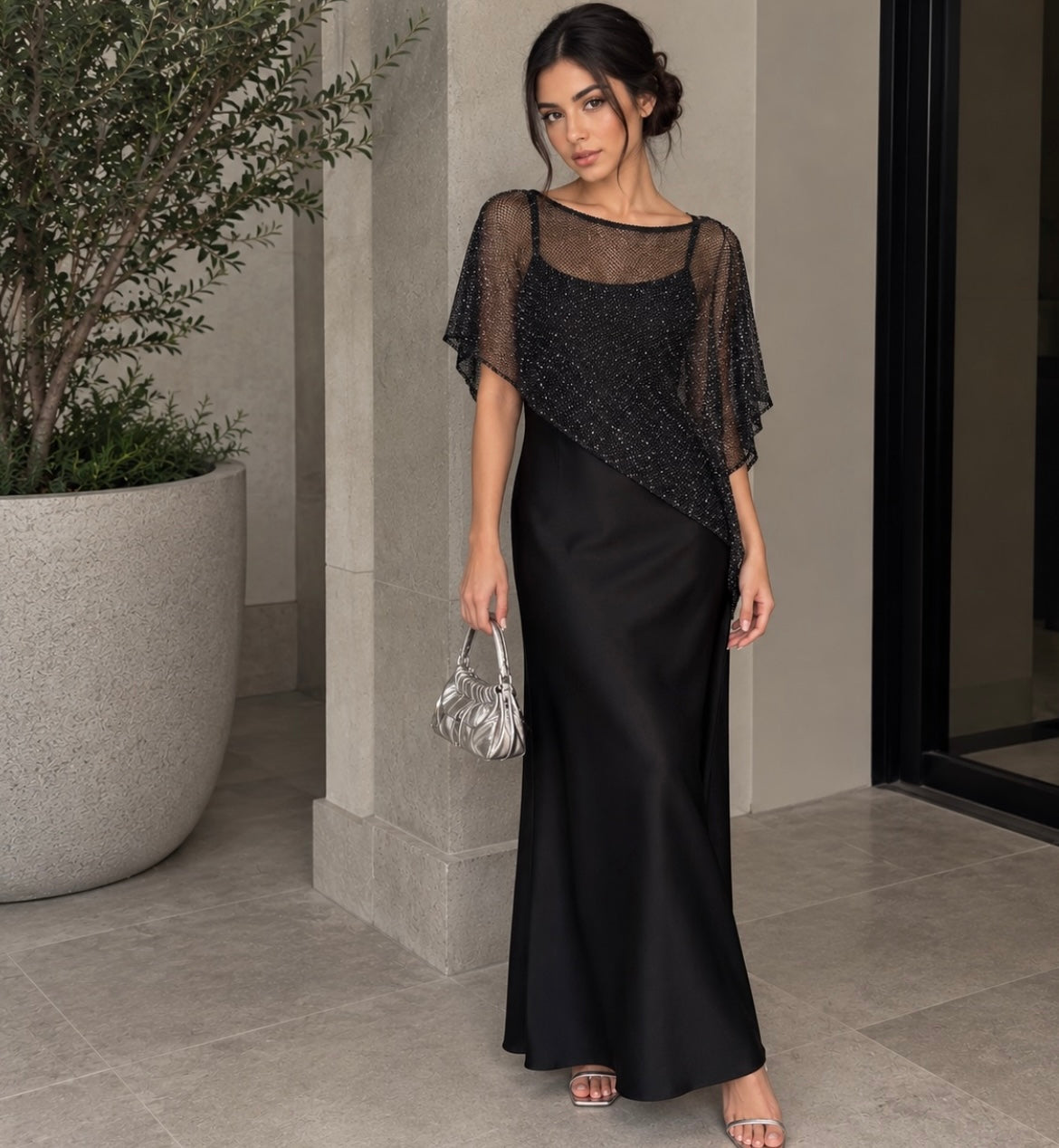 Vestido negro largo satinado c capa #12061
